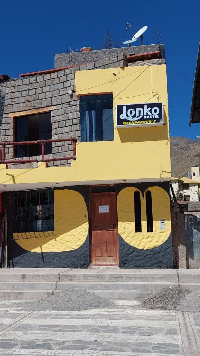 Cabanaconde Backpackers - Plaza De Armas Exterior foto